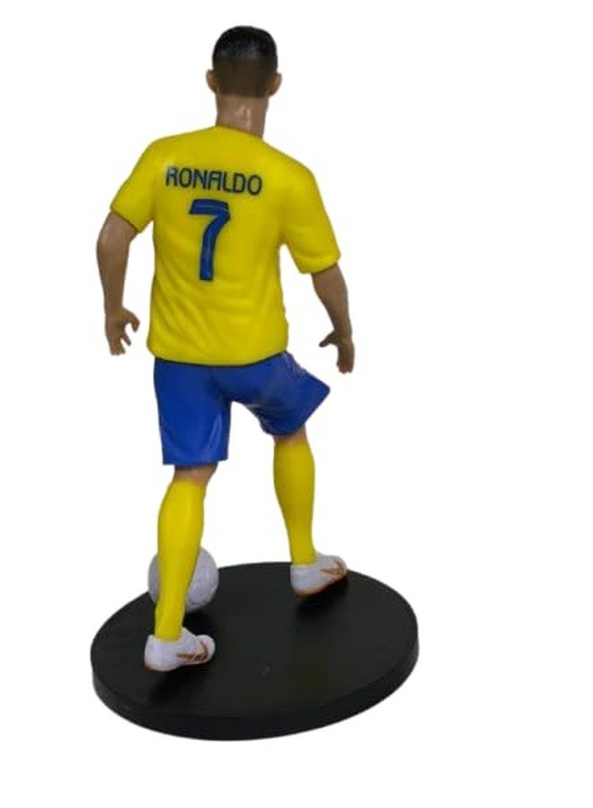 Iconic Keychains سلسلة مفاتيح مميزة لكريستيانو رونالدو، لاعب منتخب البرتغال، إصدار خاص لهواة الجمع، مجسم/لعبة حركة، بحجم 7 بوصات - Image 2